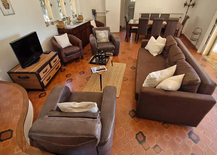 Spacieuse Avec Piscine Privée à - Fr-1-780-12 *